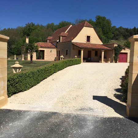 Chez Bernadette Et Victor Bed & Breakfast Vitrac  Bagian luar foto