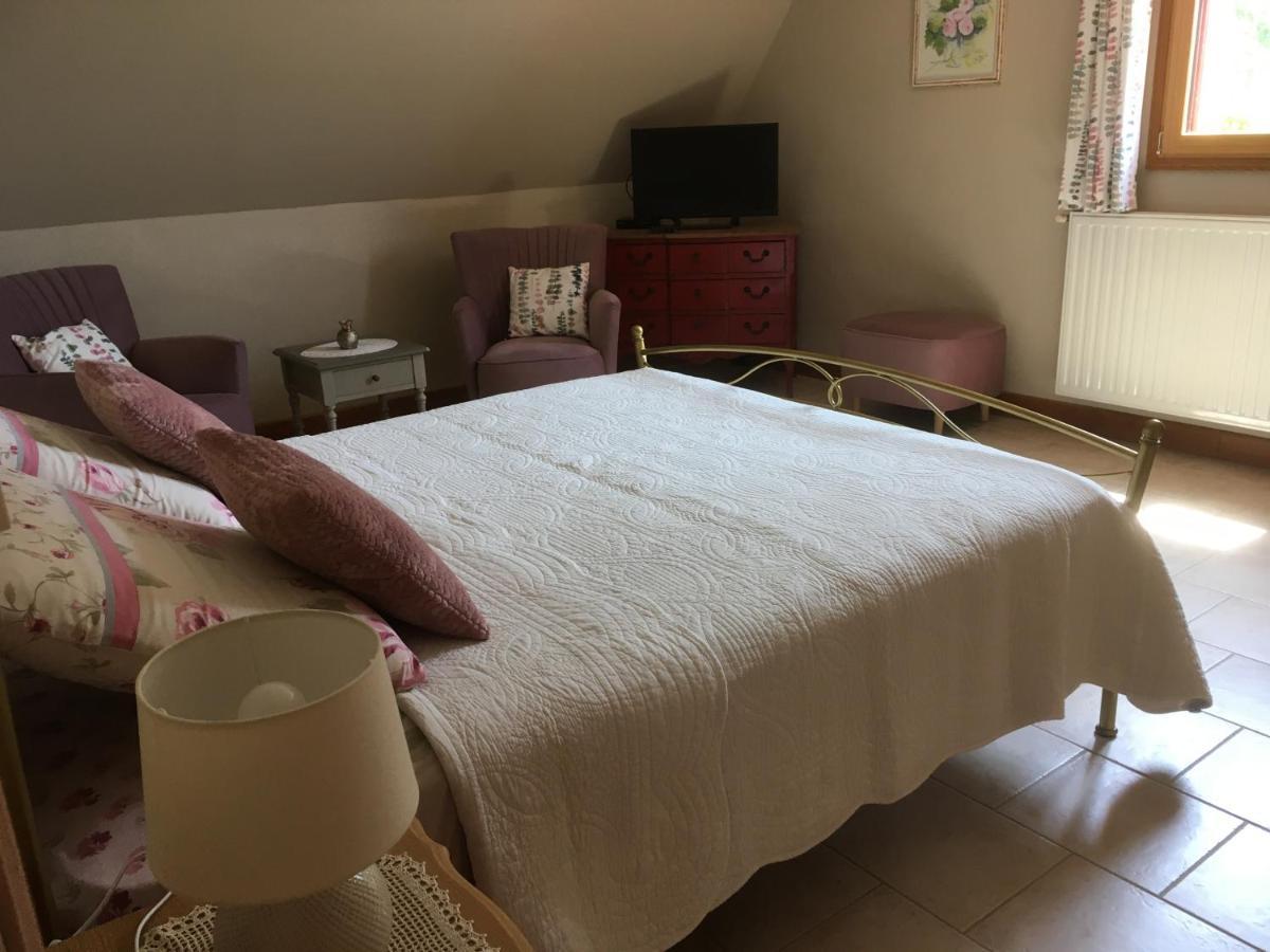 Chez Bernadette Et Victor Bed & Breakfast Vitrac  Bagian luar foto