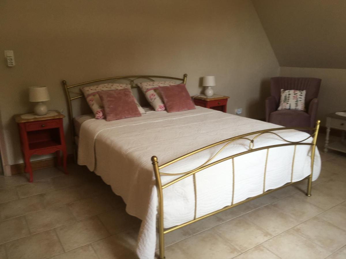 Chez Bernadette Et Victor Bed & Breakfast Vitrac  Bagian luar foto